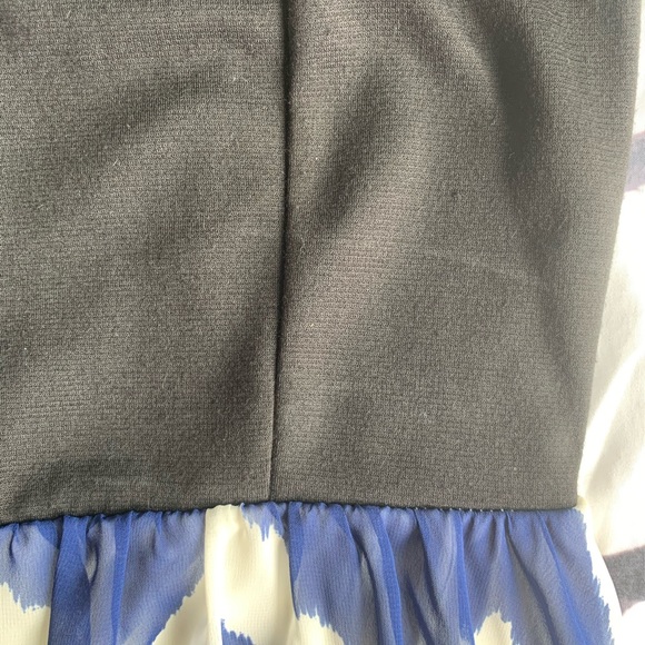 High-Low Dress - Picture 4 of 4